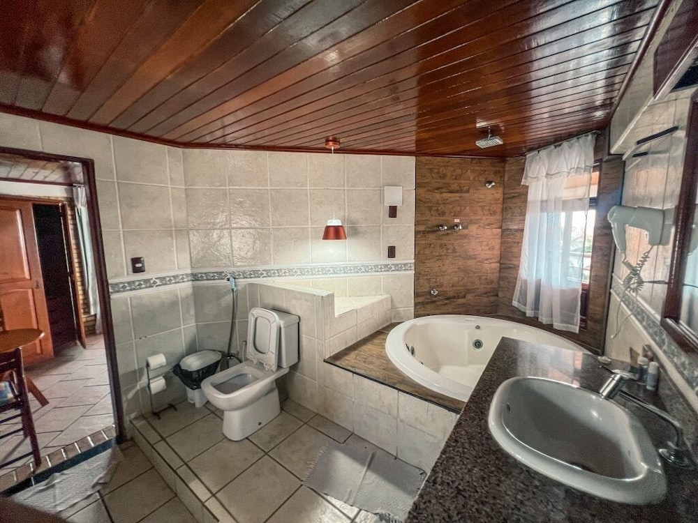 Falesia Praia Hotel 38/42