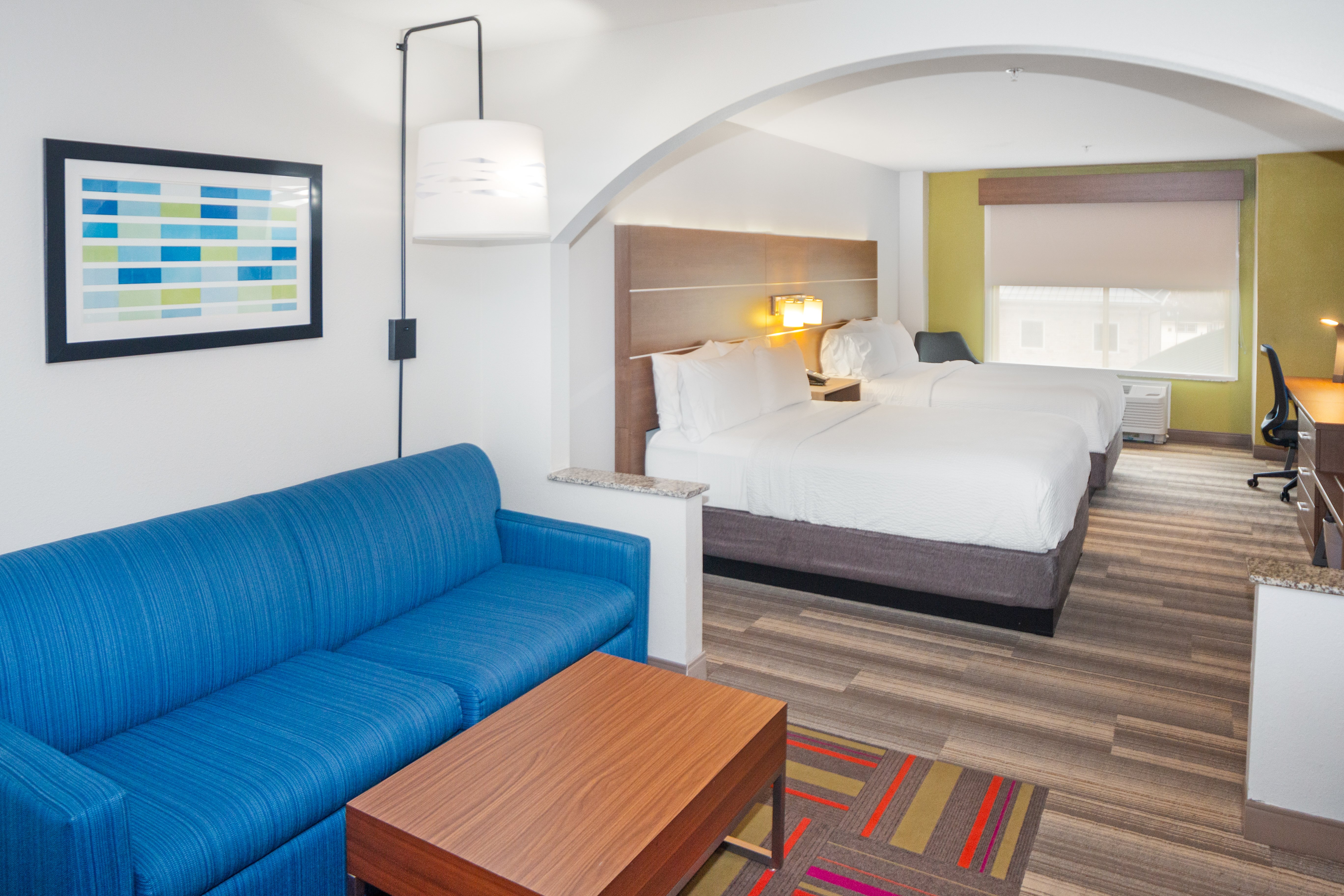 Holiday Inn Express Hotel & Suites Stroudsburg-Poconos 22/56