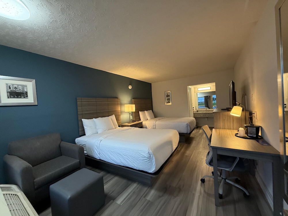 Baymont by Wyndham Lumberton NC 18/52