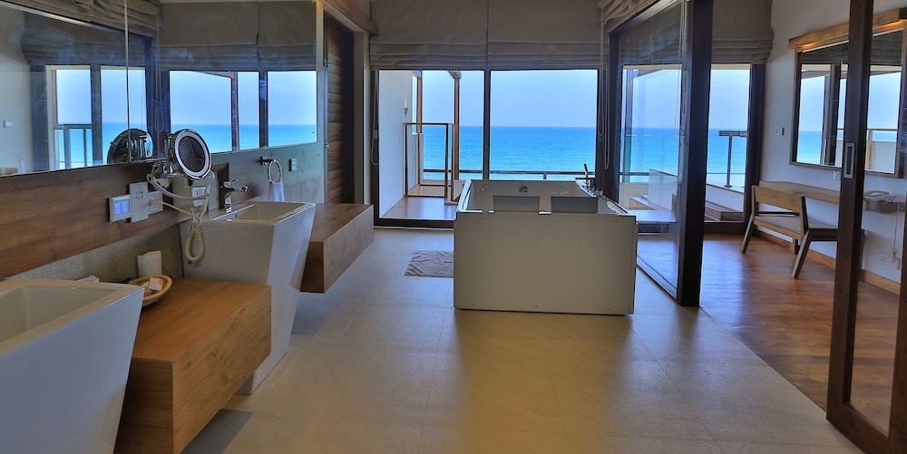 Pandanus Beach Resort and Spa 17/39
