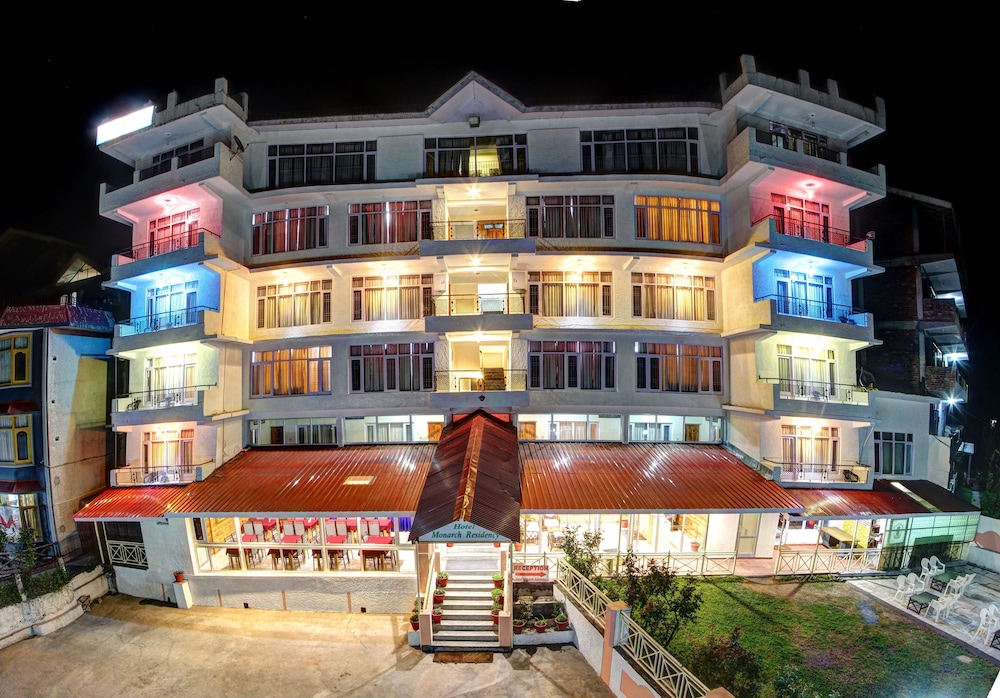 Hotel Monarch Residency 2/50