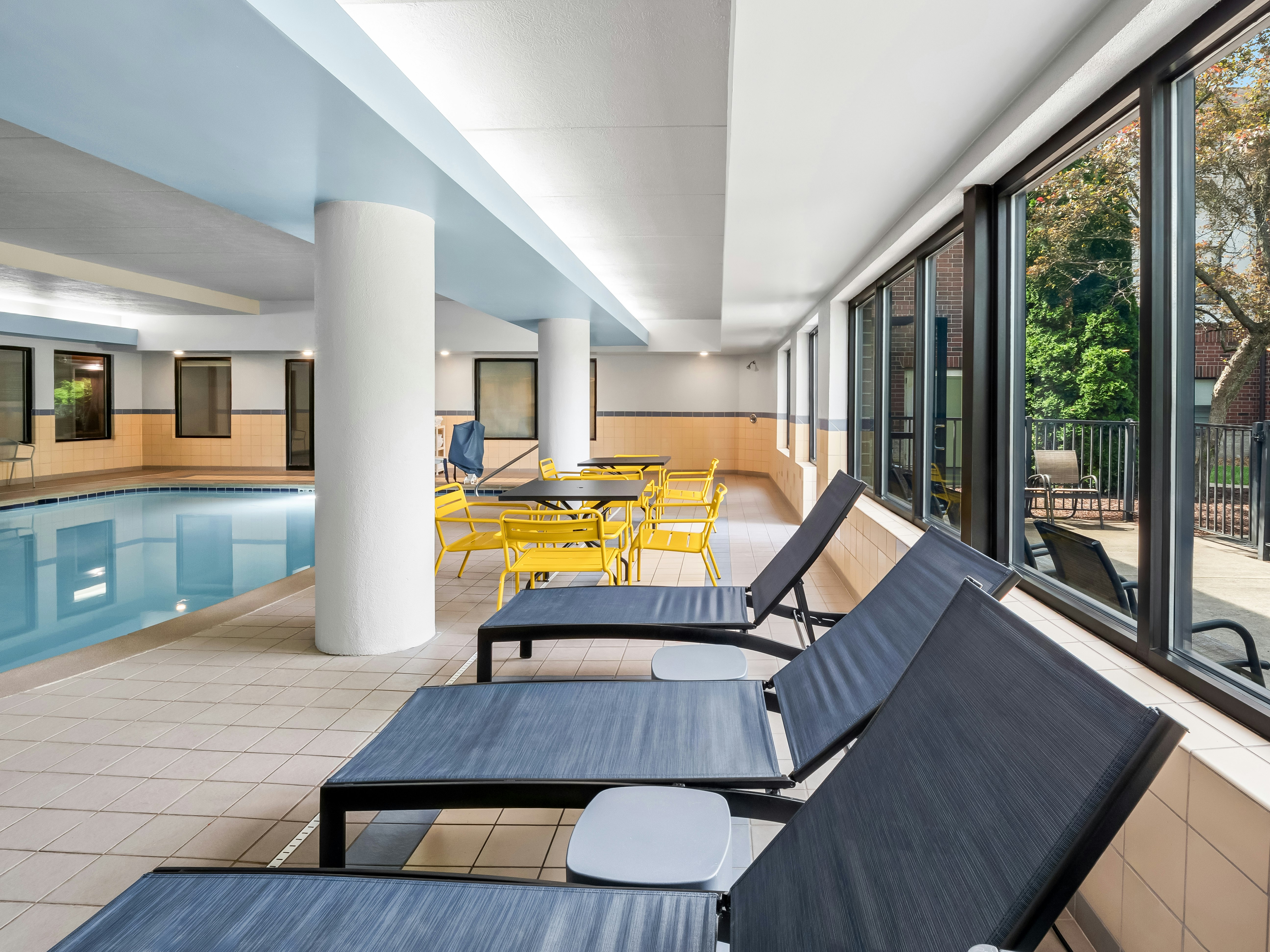 Hampton Inn & Suites East Lansing Okemos 33/80