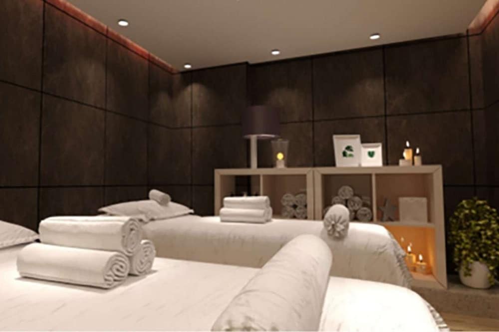 HENRY RESORT & SPA 33/62