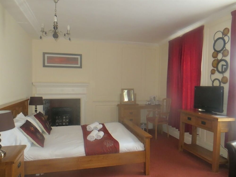 The George and Dragon Hotel 46/64