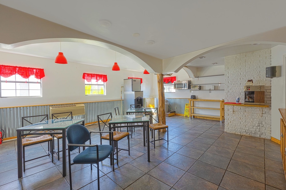 Hotel Houston, TX near Medical Center/NRG Stadium 23/39