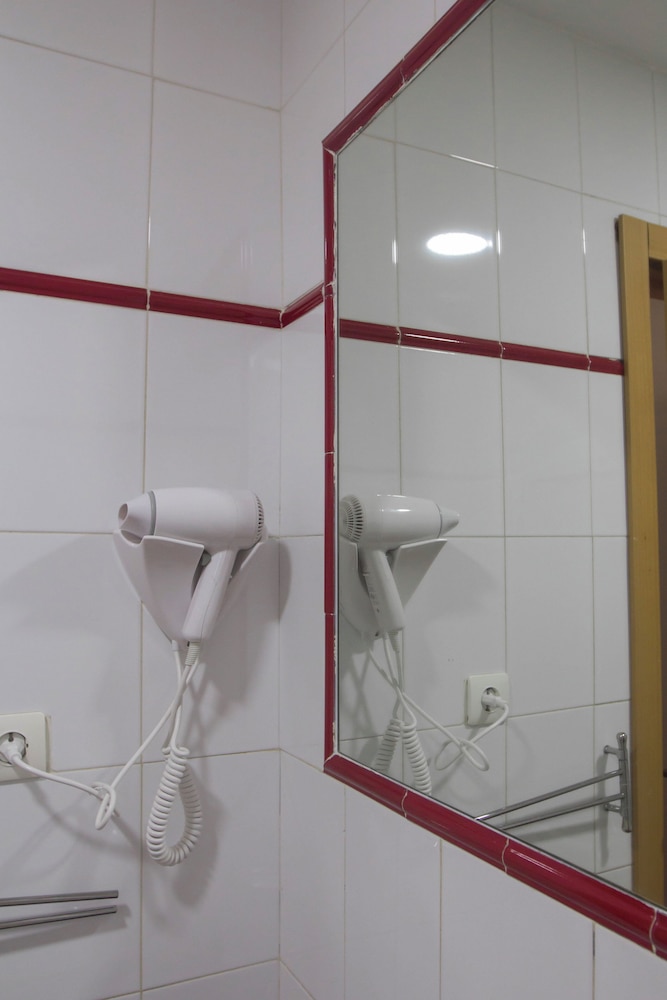 Apartamentos Marques De Guadiaro 1 46/51