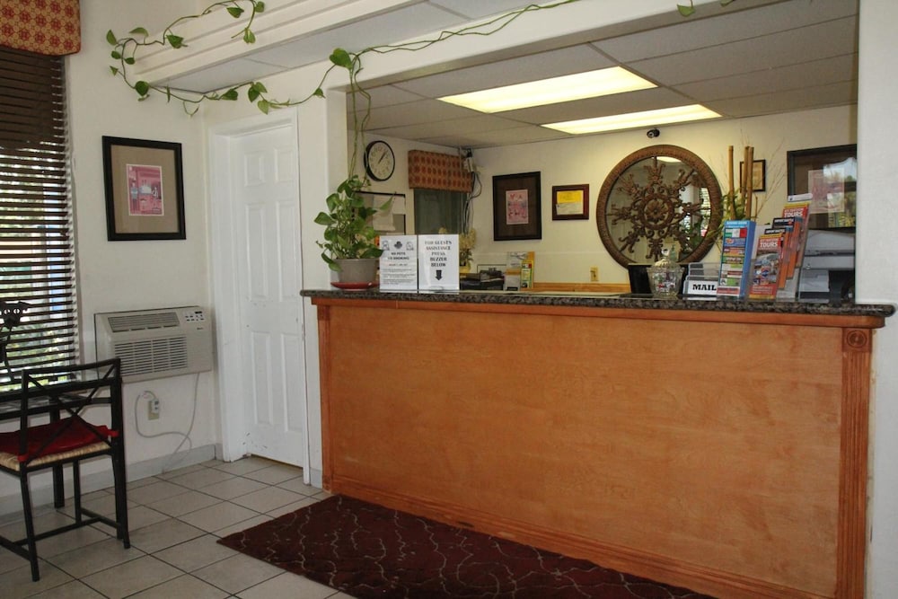 Anaheim Maingate Inn 8/49