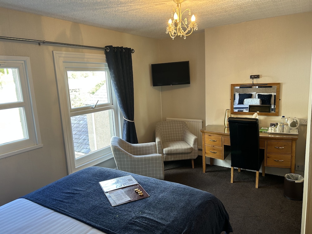 Lynton House 42/50