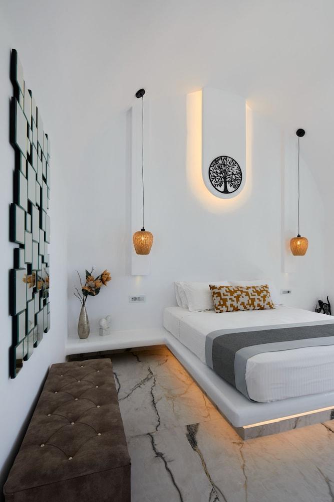 HONEYMOON, SUITE, JETTED TUB