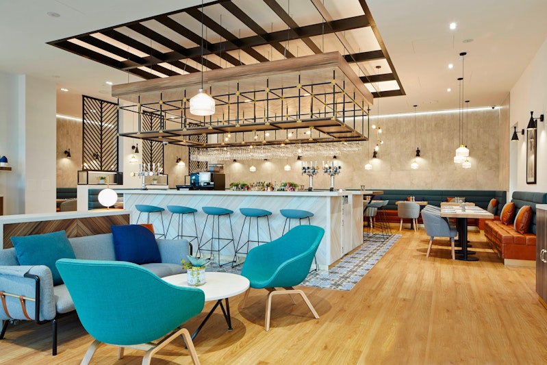Courtyard by Marriott Luton Airport 47/57