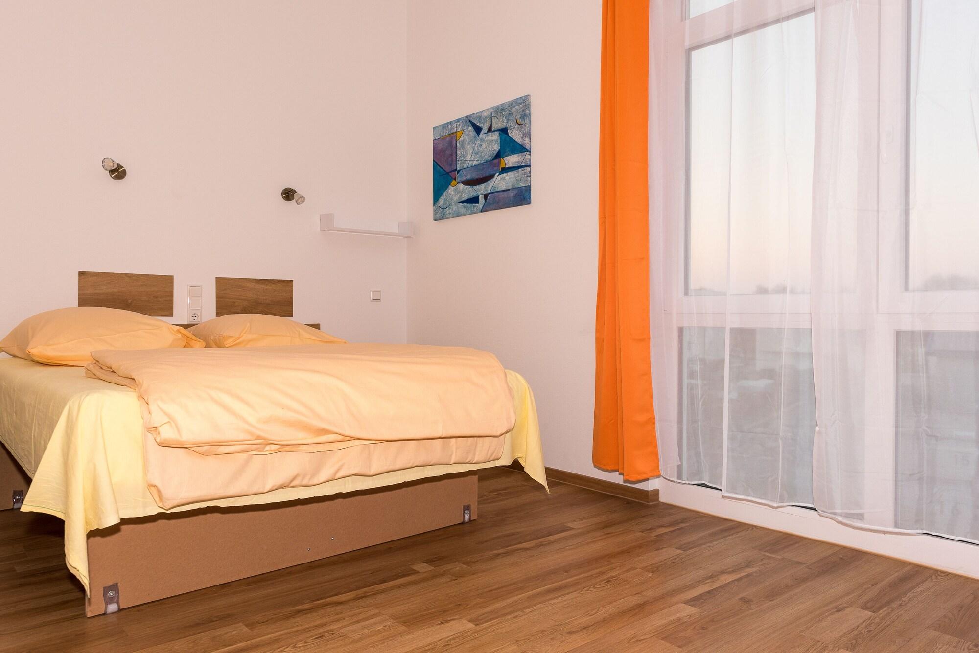 i-Motel 13/50