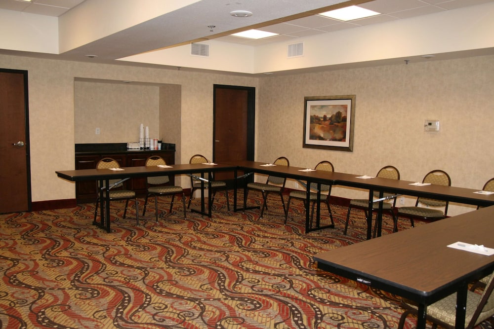 Hampton Inn Sulphur Springs 54/62
