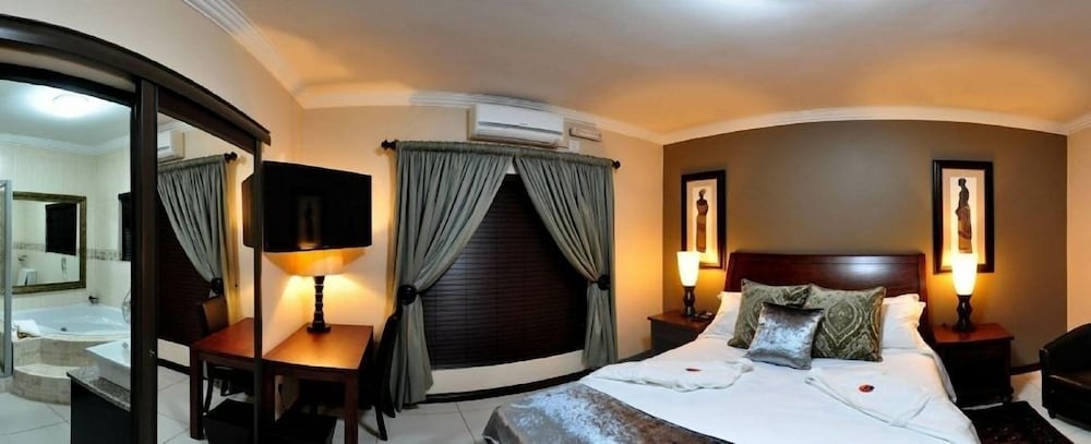 Eco Park Lodge 9/45