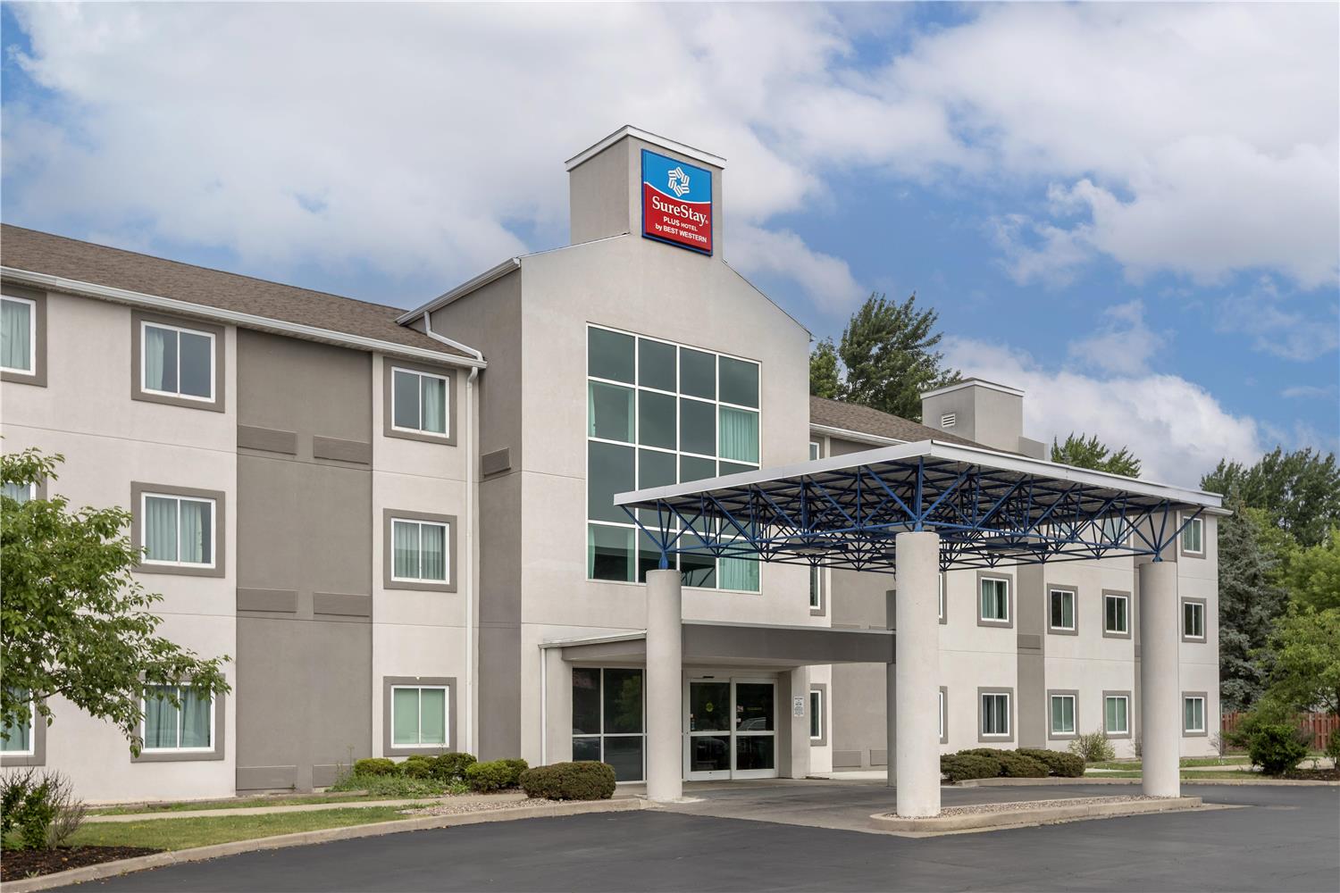 SureStay Plus Hotel by Best Western Niagara Falls East 2/17