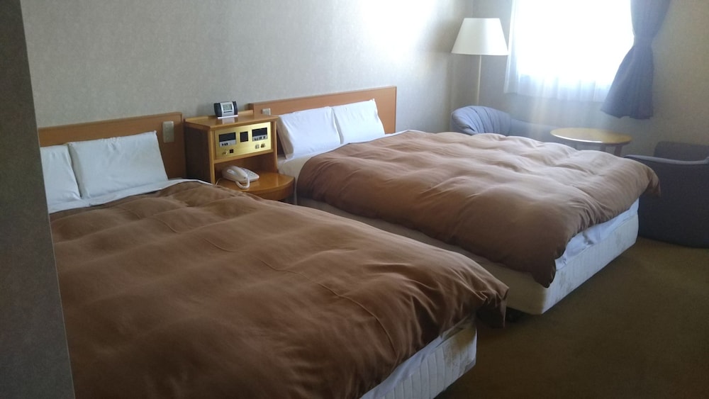 Hotel Hitachi Hills 8/35