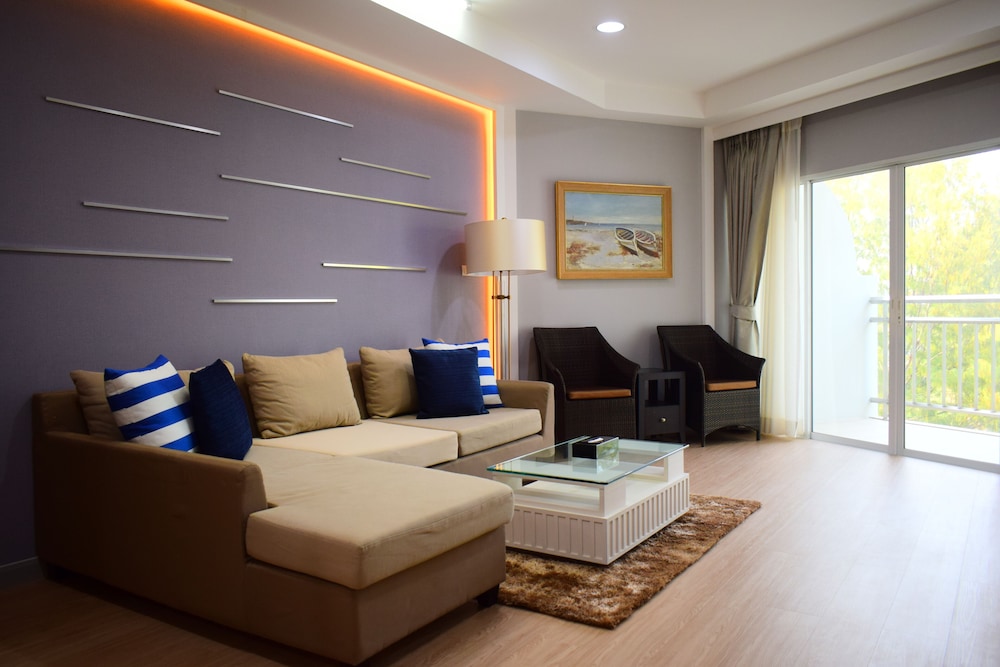 Seapine Beach Golf and Resort Hua Hin 27/50