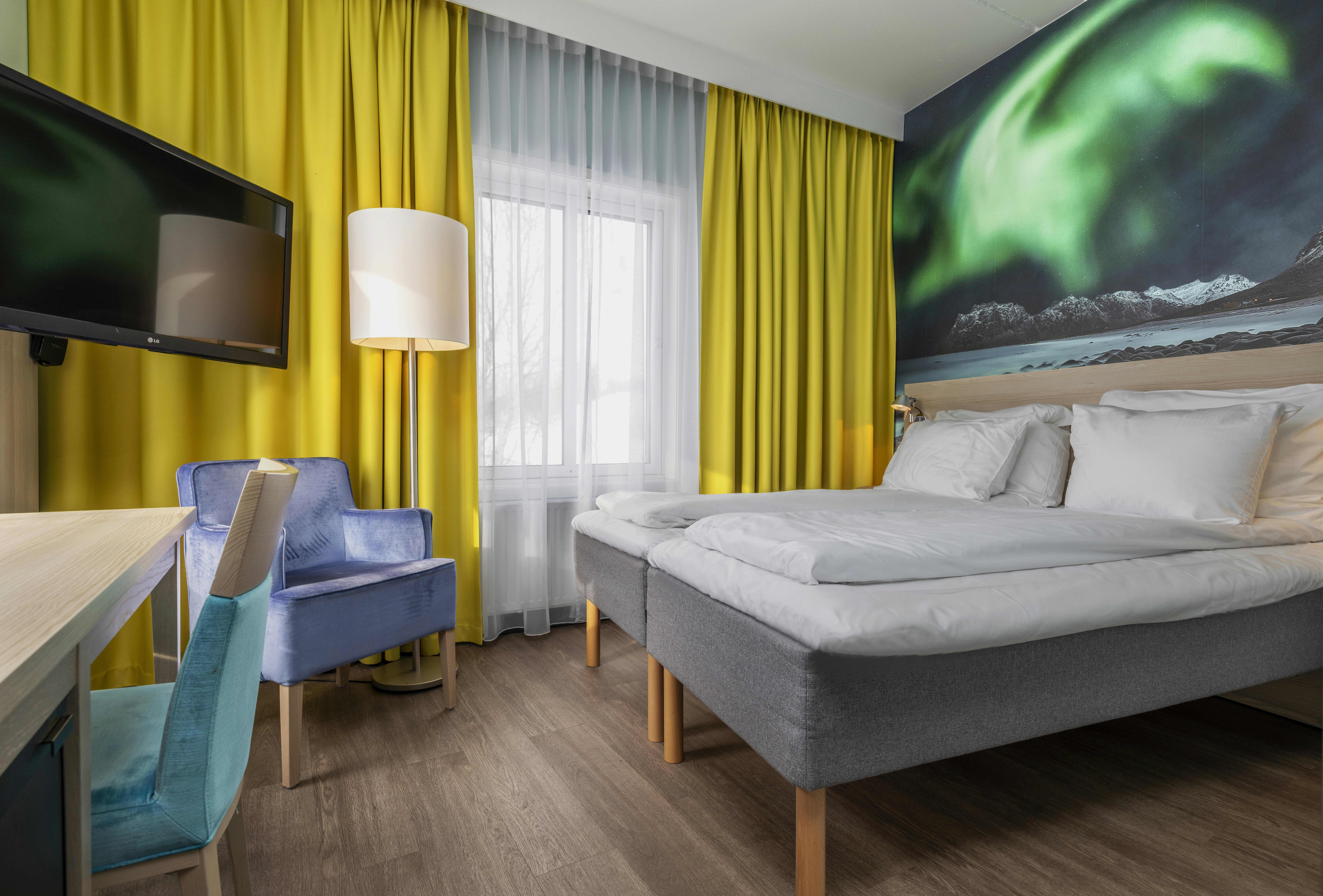 Standard, Twin Beds
