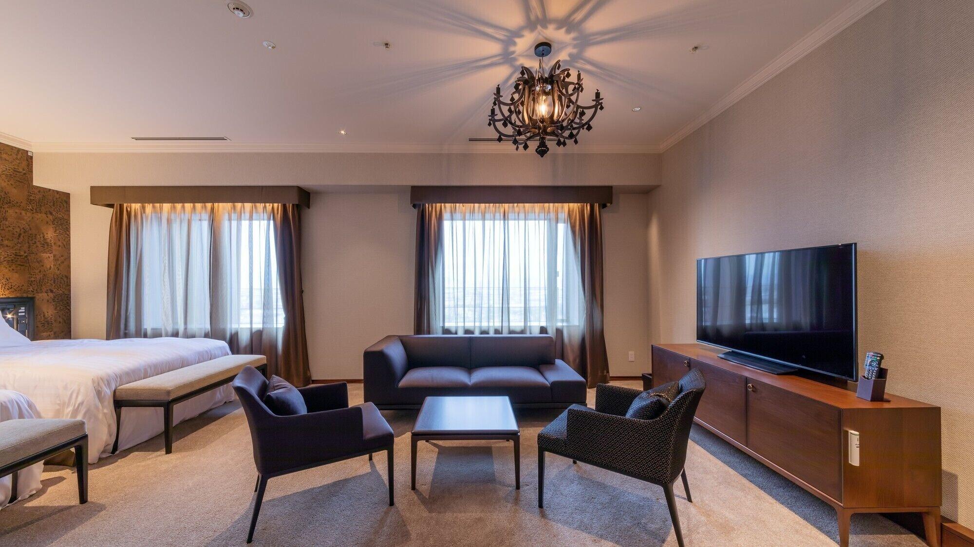 Luxury, Moderate, Twin Beds, Executive Lounge Access