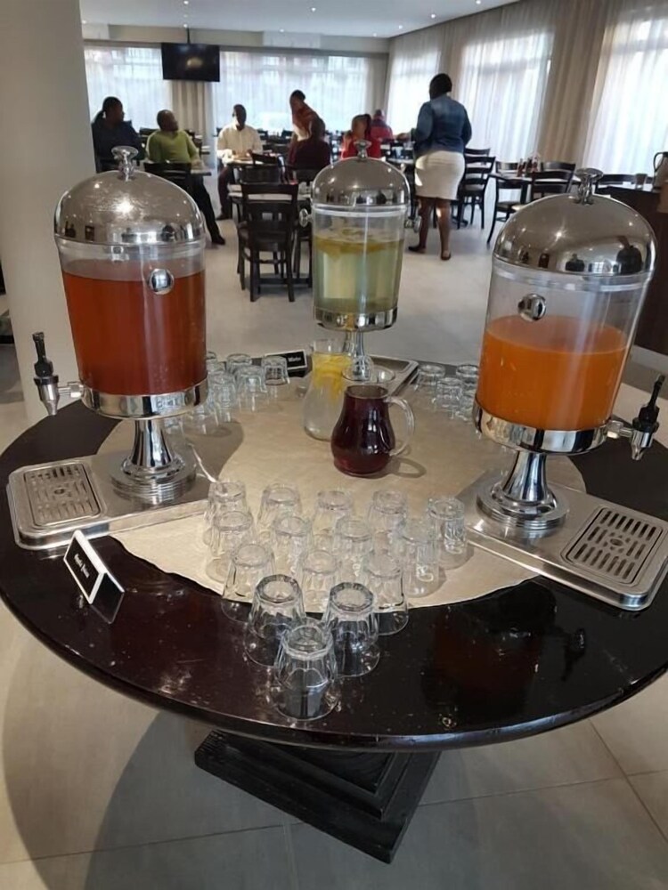 HOTEL SAVOY 23/50