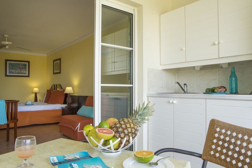 Pierre Vacances Sainte Anne Holiday Village 7/50