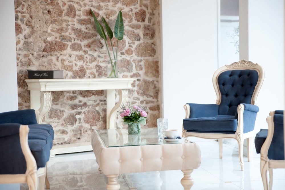 Acropolian Spirit Boutique Hotel 44/64