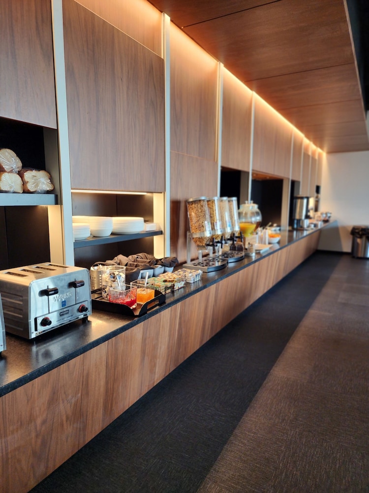 Grand Times Hotel Laval - Centropolis 28/32