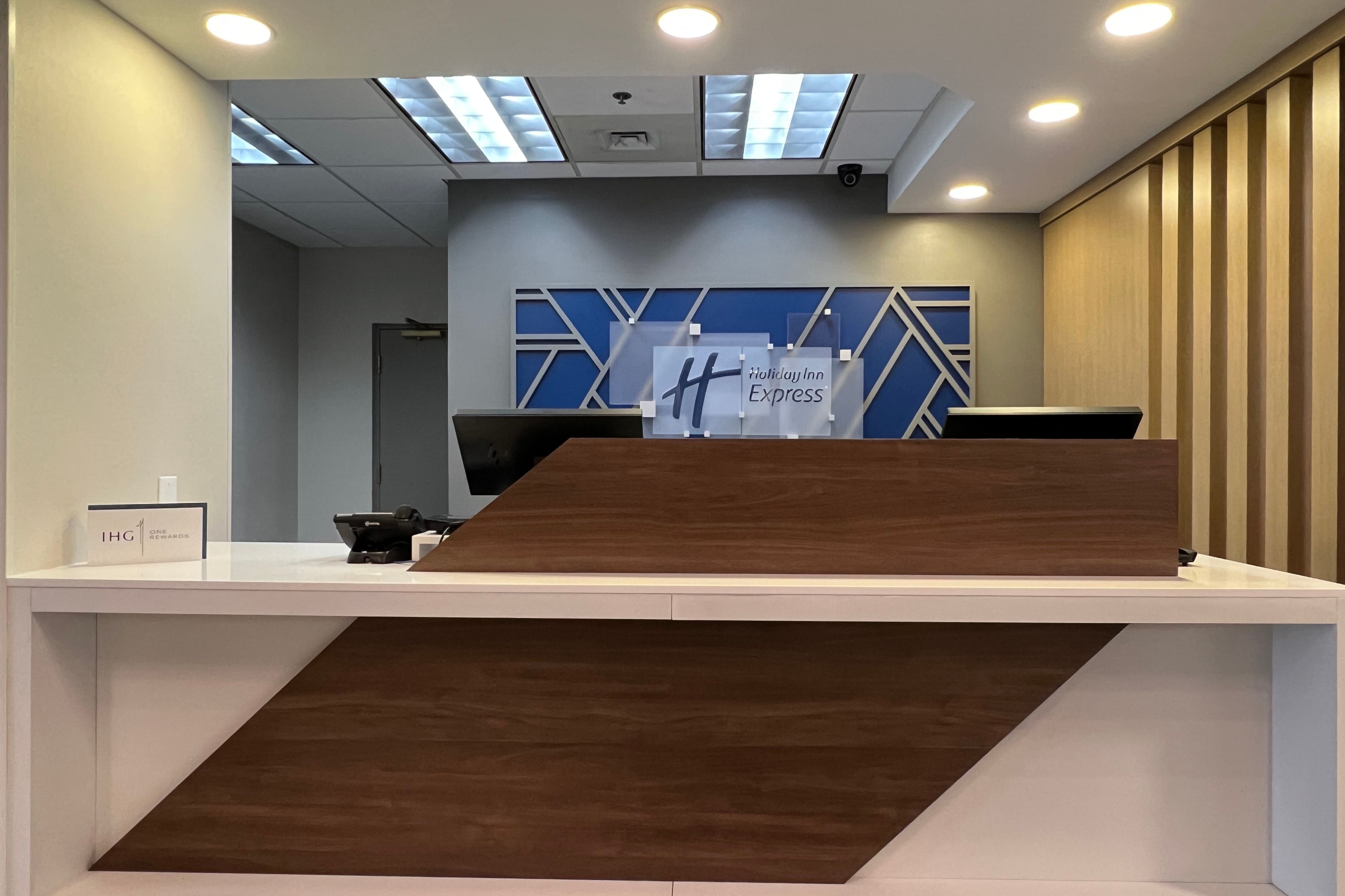Holiday Inn Express Harrisburg - Hershey 8/50
