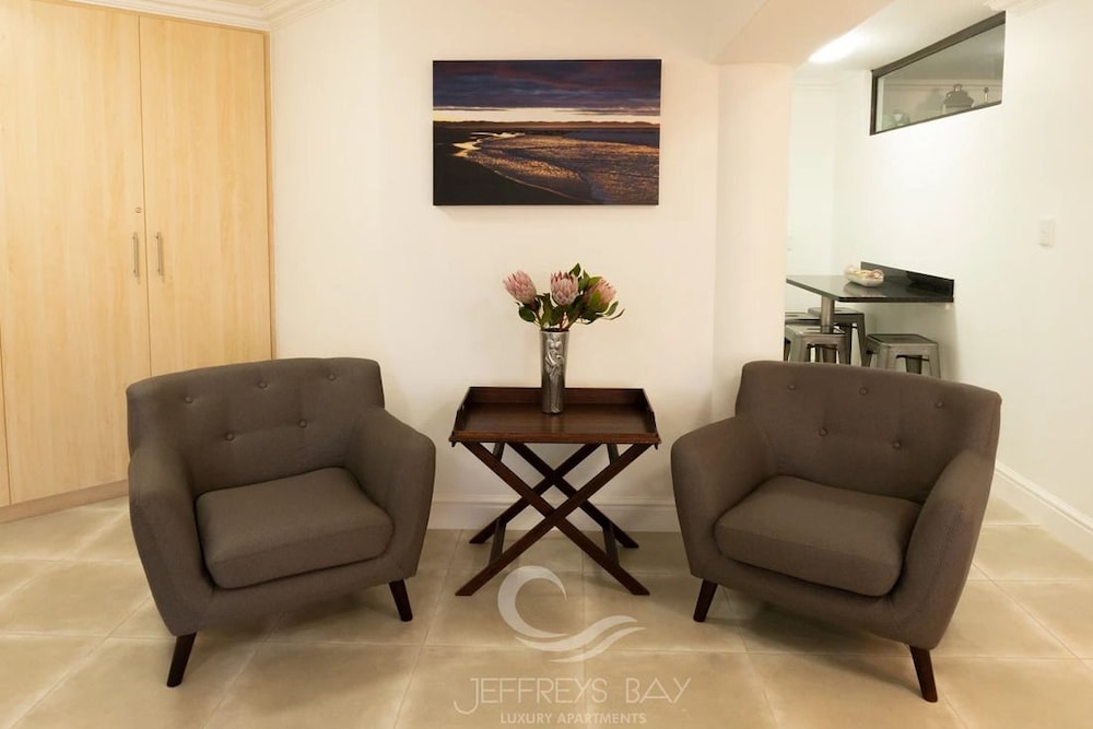Jeffreys Bay Luxury Apartments 19/41