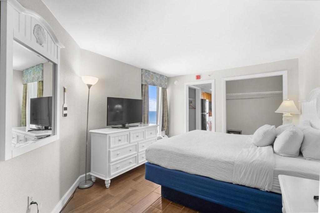 Suite, King Bed, Ocean Front