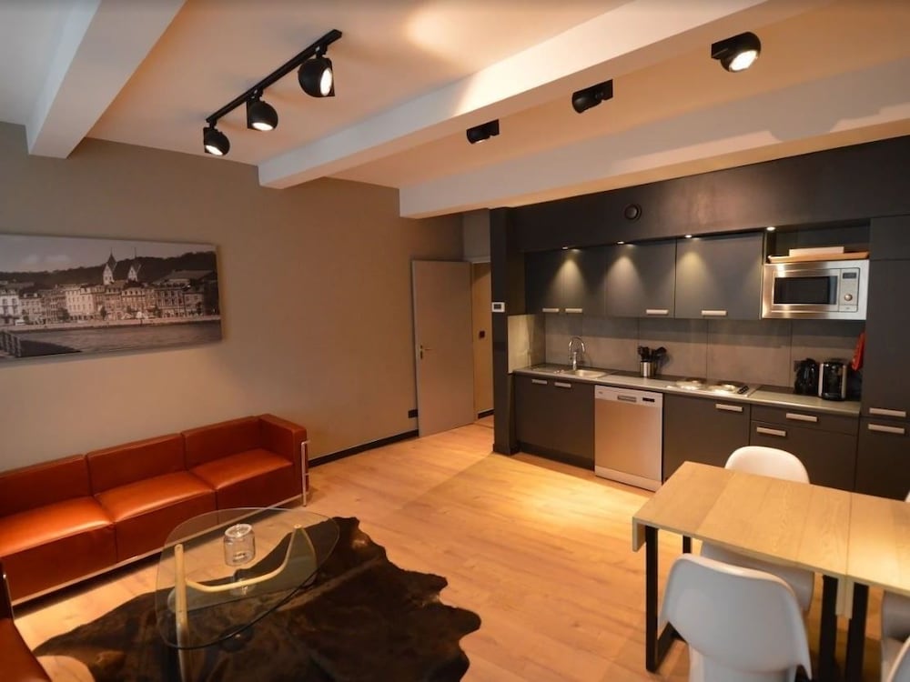 Amosa Hotel Liege & Sava Natures Cuisine 34/50