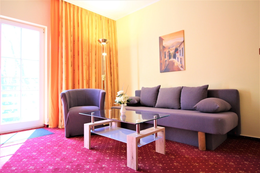 Parkhotel Kluschenberg 29/55