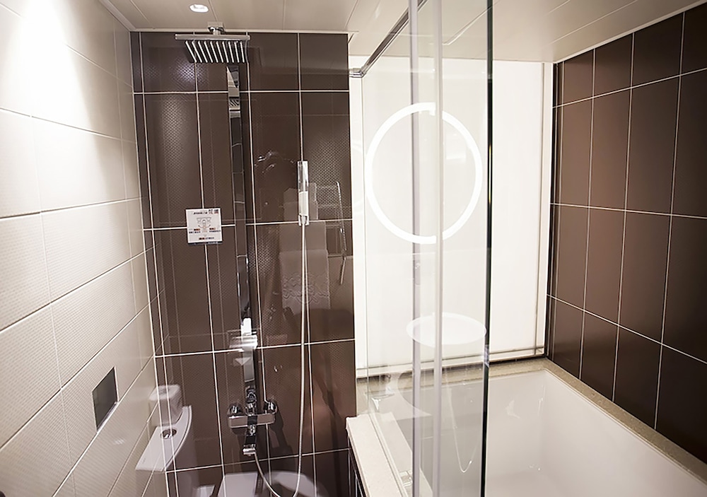 Royal Group Hotel Minghua Branch 6/43