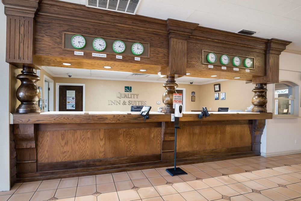 Quality Inn Suites Lake Havasu City 12/55