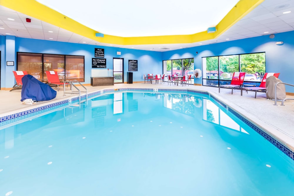 Hampton Inn St. Charles St. Peters 3/60