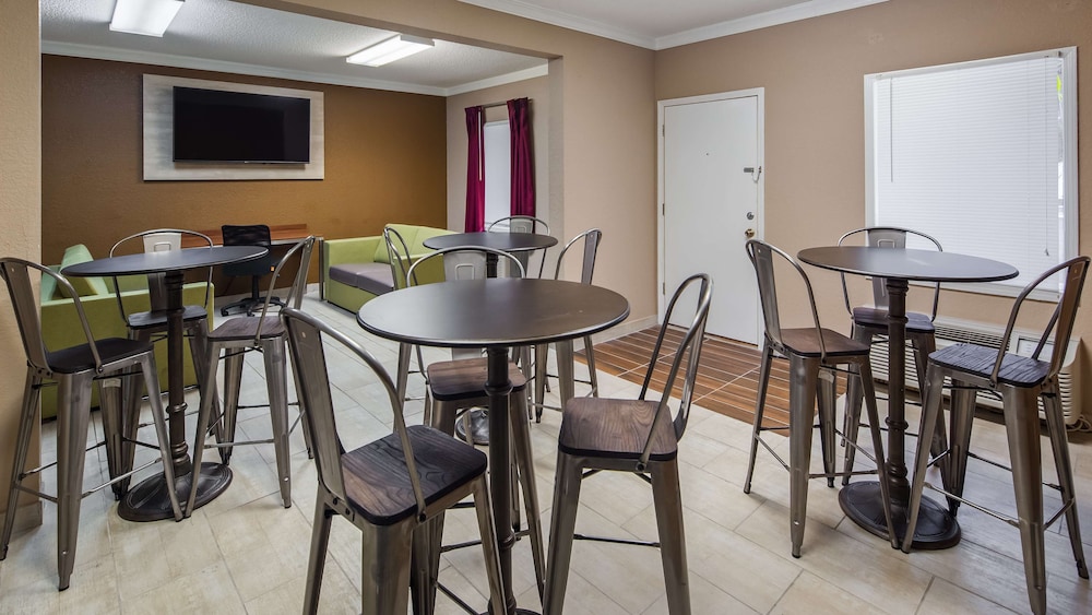 SureStay Hotel by Best Western Helen Downtown 25/29