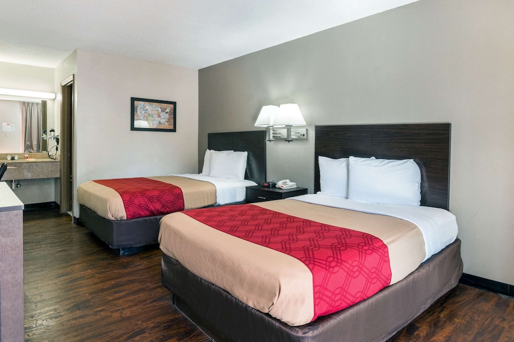 Econo Lodge Conyers GA 23/37