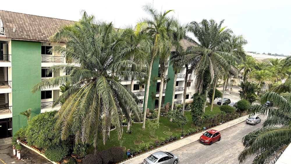 OYO 1236 Hotel Green Park 52/58