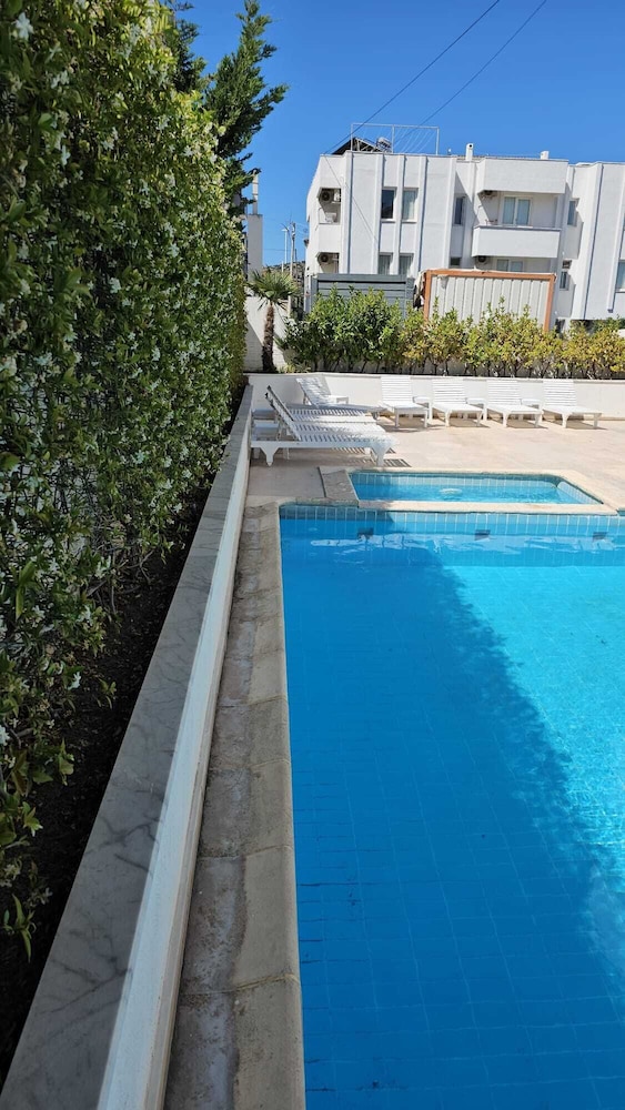 Cicek Apart Hotel 34/49