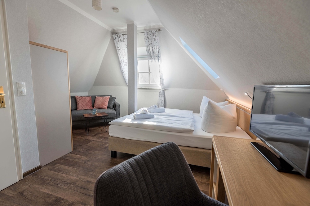 Landhotel Kastanienallee Putbus 13/50