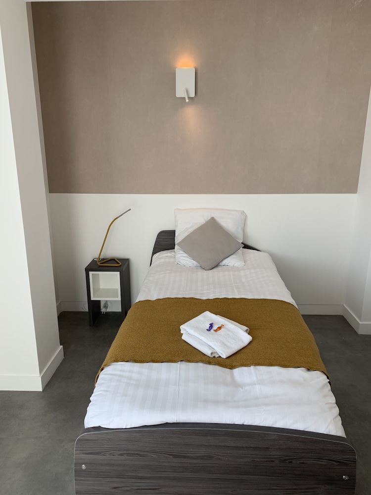 Moov Appart Hotel Clichy 31/42