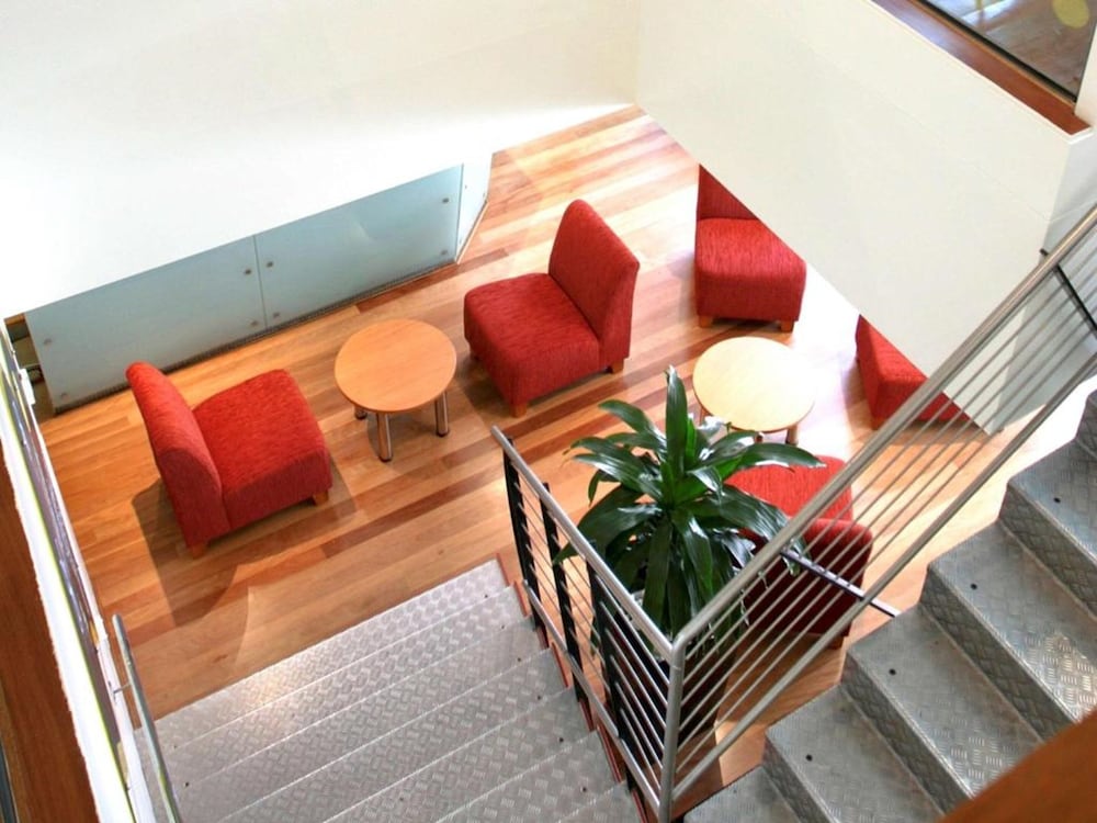 YEHS Hotel Melbourne CBD 43/57