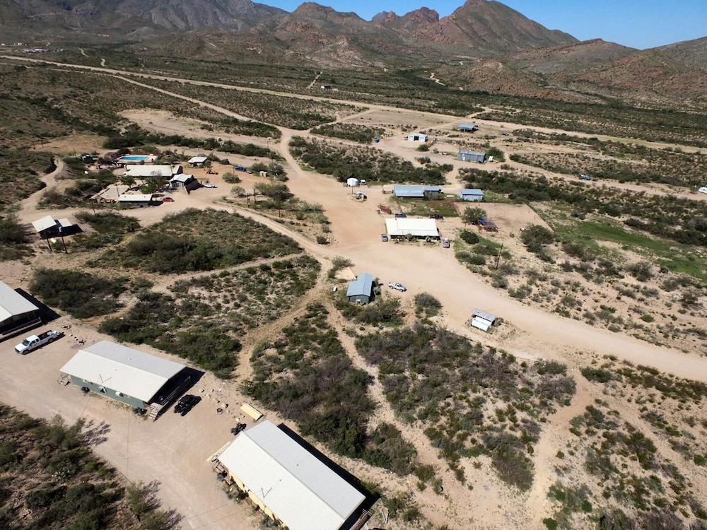 Terlingua Ranch Lodge 4/64