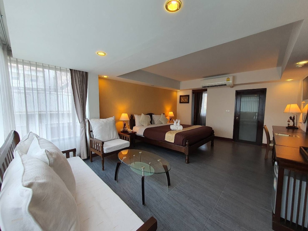 Goldenbell Hotel Chiangmai 23/60