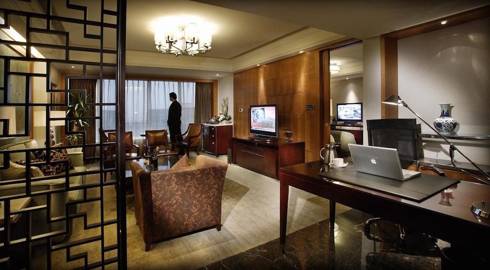 Intercontinental Chengdu Century City 52/82