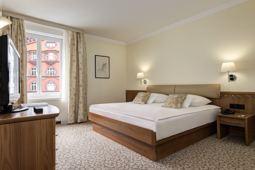 Eurostars Uhotel Ex Uhotel 16/76