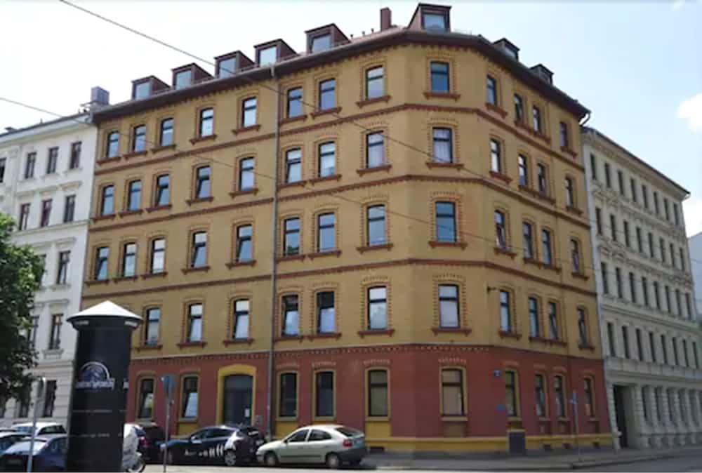 Hentschels Apartments 2/50
