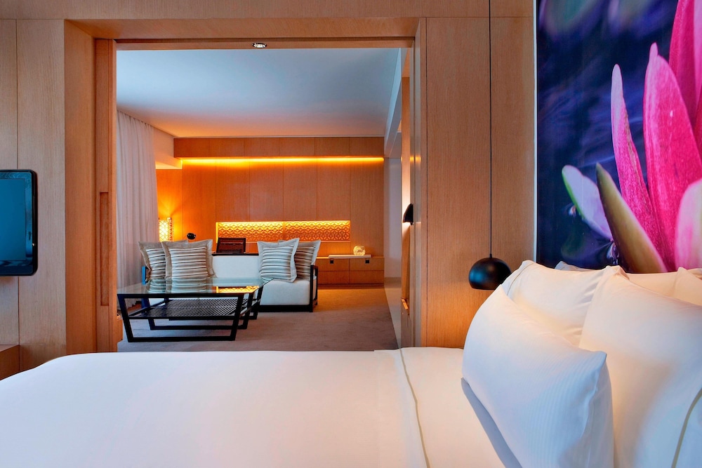 The Westin Hyderabad Mindspace 24/80