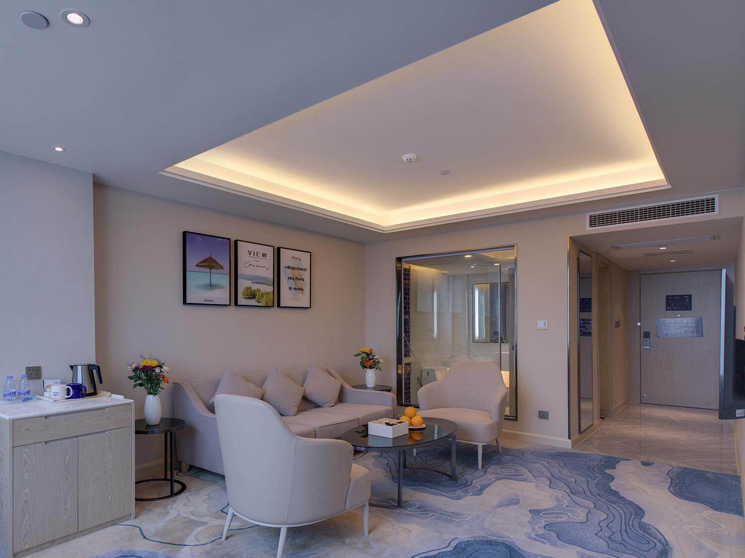 Kyriad Marvelous Hotel (Changning Zhongyin Times Plaza) 43/53