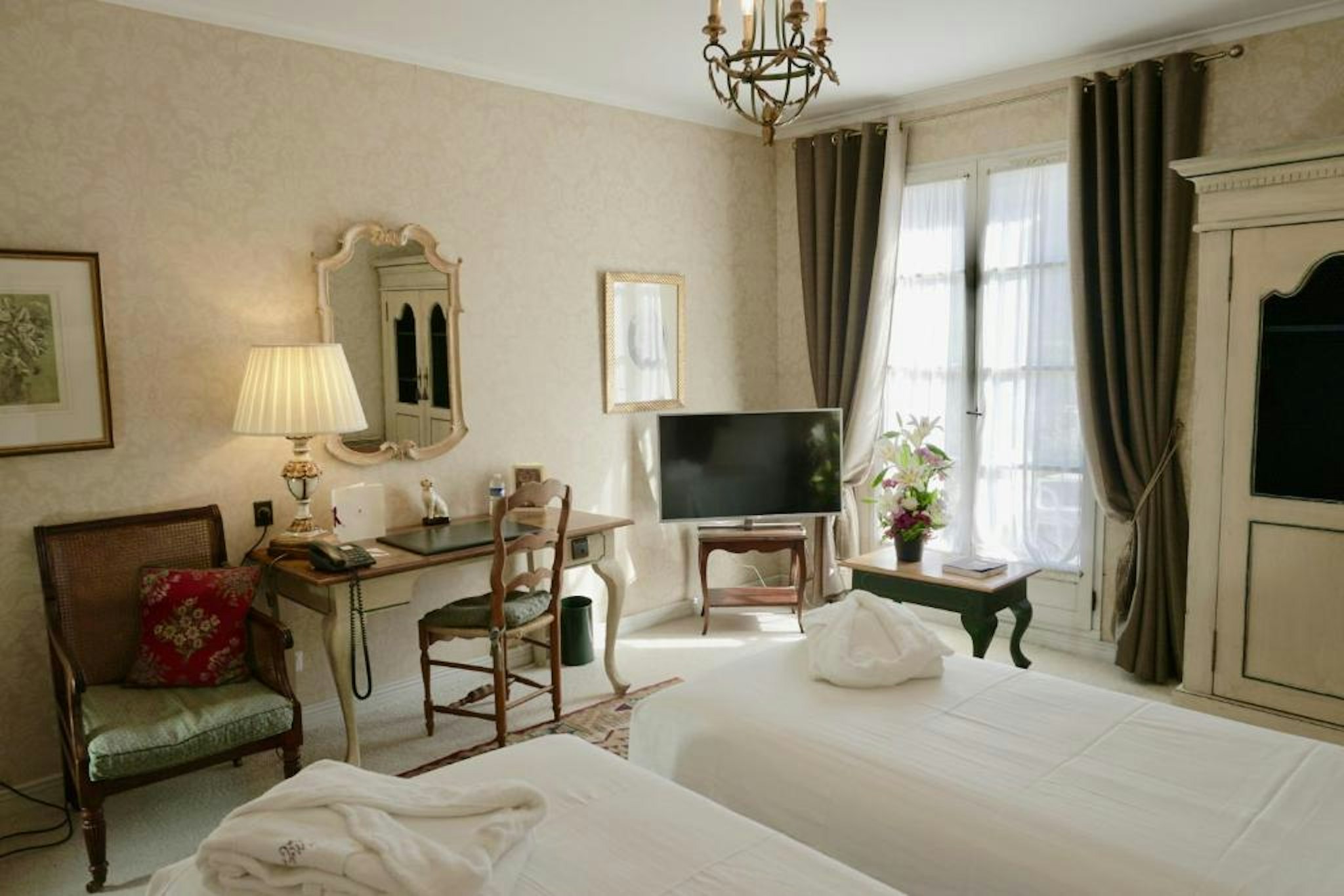 LE MANOIR DE GRESSY 12/21