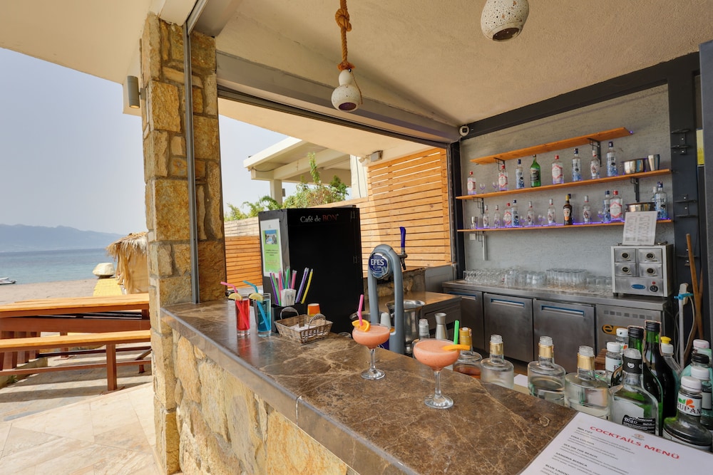 Charm Beach Hotel - All Inclusive 23/115
